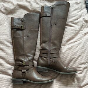 Classic Brown Knee-High Riding Boots - Women